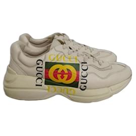 Gucci-Sneakers-Beige