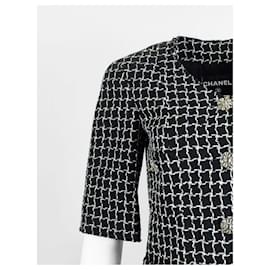 Chanel-Chaqueta de tweed negra con botones joya CC-Negro