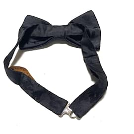 Louis Vuitton-Louis Vuitton-Preto