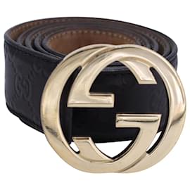 Gucci-Gucci Gürtel mit GG-Schnalle aus schwarzem Leder-Schwarz