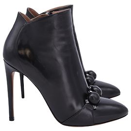 Alaïa Alaia Bombe Ankle Boots in Black calf leather Leather Black