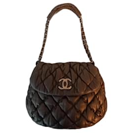 Chanel-Chanel-Luftpolstertasche-Bronze