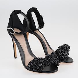 Autre Marque-Alexander McQueen Sandálias pretas com tira no tornozelo e laço de joia-Preto