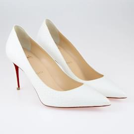 Christian Louboutin-Christian Louboutin Escarpins à bout pointu en relief blanc-Blanc