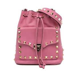 Valentino-Pink Valentino Rockstud Bucket Bag-Pink