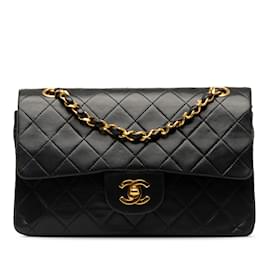 Chanel-Black Chanel Small Classic Lambskin lined Flap Shoulder Bag-Black