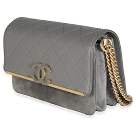 Chanel-Bolso con solapa Coco de ante caviar acolchado gris Chanel-Gris