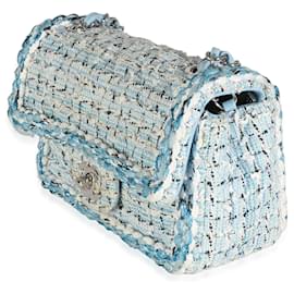 Chanel-Chanel Mini bolso rectangular con solapa de tweed blanco azul metalizado-Azul