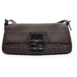 Fendi-Bolsas-Marrom