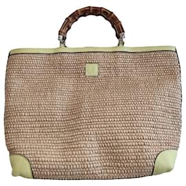 Gucci-Handbag-Beige