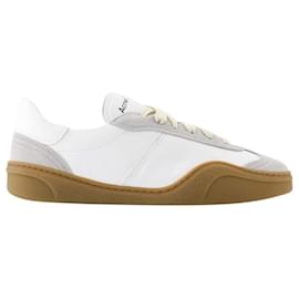 Acne-Bars M Sneakers - Acne Studios - Leather - White/brown-White