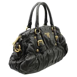 Prada-Schwarze klassische Handtasche aus Nappaleder-Schwarz