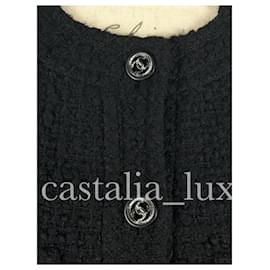 Chanel-Giacca / cappotto in tweed nero con bottoni CC-Nero