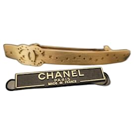 Chanel-Barrete Chanel estrelas CC-Dourado