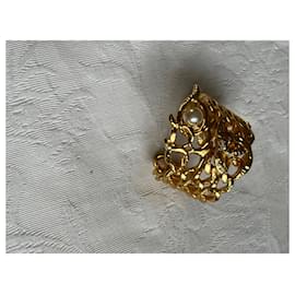 Chanel-Baroque Chanel cuff-Golden