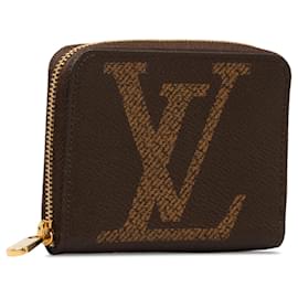 Louis Vuitton-Monedero con cremallera invertida gigante con monograma marrón de Louis Vuitton-Castaño