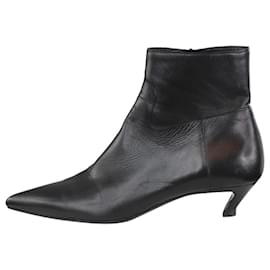 Balenciaga-Black pointed toe kitten heel boots - size EU 38-Black