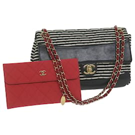 Chanel-CHANEL Matelasse Chain Shoulder Bag Canvas Black White CC Auth 65725A-Black,White