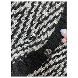 Chanel-New CC Jewel Buttons Black Knit Combo Jacket-Black