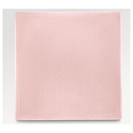 Louis Vuitton-Chal LV con monograma en color rosa empolvado nuevo-Rosa