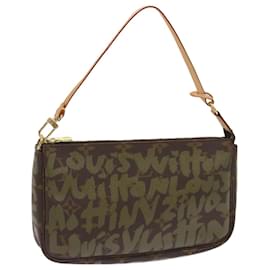Louis Vuitton-LOUIS VUITTON Monogram Graffiti Pochette Pochette Vert M92191 Auth LV 66252UNE-Vert