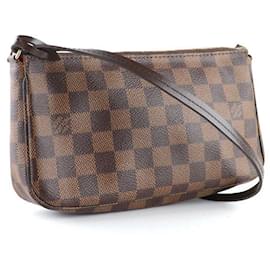 Louis Vuitton-LOUIS VUITTON Bolsos Pochette Accesorio-Castaño