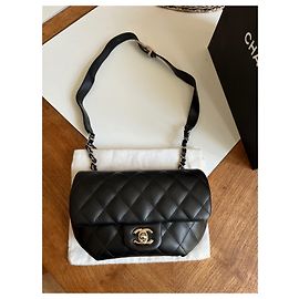Chanel Sac uniforme Noir