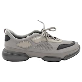 Prada-Prada Cloud Bust Sneakers aus grauem Synthetikmaterial-Grau