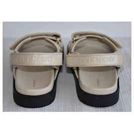 Givenchy-Sandales Givenchy-Beige