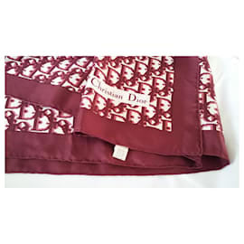 Christian Dior-Dior Oblique in pure vintage silk and like new (75 x 75 cm)-Dark red