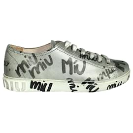 Miu Miu-Flieger-Sneaker aus Nappaleder-Grau