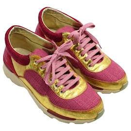 Chanel-Gold & Fushia Pink Tweed Sneakers-Pink