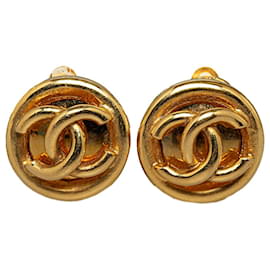 Chanel-Boucles d'oreilles à clip CC en or Chanel-Doré