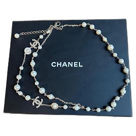 Cinto de pérolas e corrente Chanel Dourado