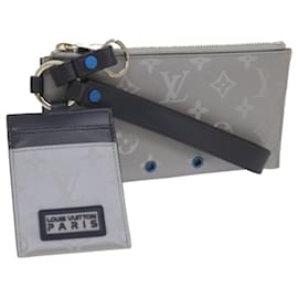 Louis Vuitton-Bolsa LOUIS VUITTON Monograma Satellite Alpha Prata M44178 Autenticação de LV 66459SA-Prata