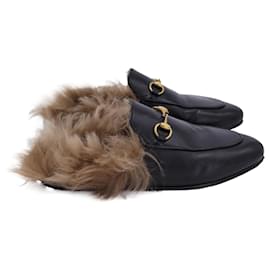 Gucci-Gucci Princetown Leather Slippers in Black Leather-Black
