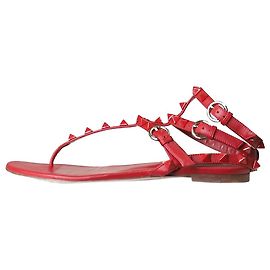 Valentino Red gladiator rockstud leather sandals - size EU 35 Red