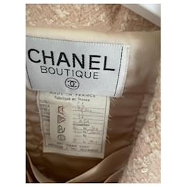 Chanel-Vintage beige suit set with gold button-Beige
