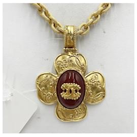 Chanel-Pendentif croix en chaîne dorée Chanel 96A-Bijouterie dorée