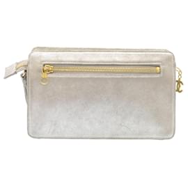 Chanel-CHANEL Clutch Bag Leather Silver CC Auth 26857A-Silvery