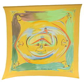Hermès-HERMES Carre Pleated Smiles in Third millenary Scarf Silk Yellow Auth am5305-Yellow