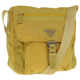 Prada-Bolsa de ombro PRADA amarela de nylon Auth ac2531-Amarelo