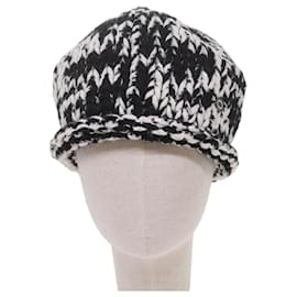 Chanel-CHANEL COCO Mark Knitted Fabrics Hat Wool Black White CC Auth am5382-Black,White