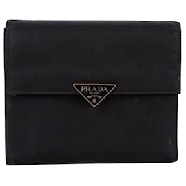 Prada-Portefeuille triangulaire en nylon Prada-Noir