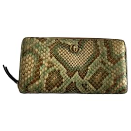 Gucci-Carteiras-Impressão em python