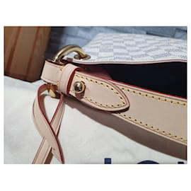 Louis Vuitton-Elegante bolso de hombro azul y rosa MM Azur-Blanco