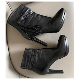 Autre Marque-Stiefel oder schwarze Lederstiefeletten Größe 37,5 mit Knöchelriemen und Quaste.-Schwarz