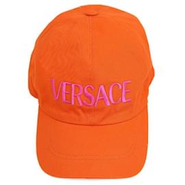 Versace-Chapeaux-Orange