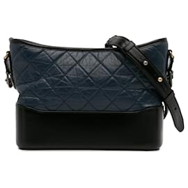 Chanel-Chanel Blue Small Bicolor Aged Calfskin Gabrielle Crossbody-Blue,Navy blue