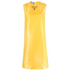 Prada-Vestidos-Amarelo